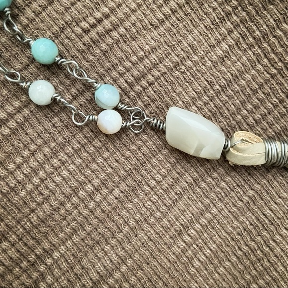 NECKLACE Western Beaded Leather Fringe - Picture 4 of 9